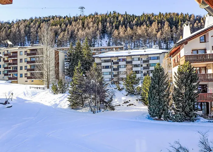 شقة Chesa Maurus A12 By Interhome