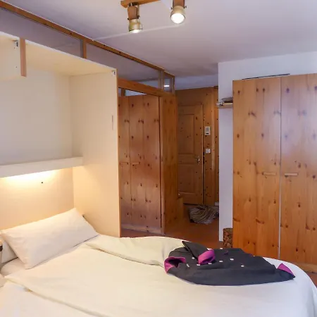 Chesa Maurus A12 By Interhome Apartman